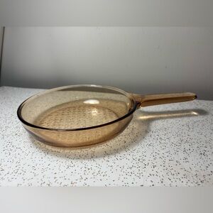 Vintage Corning Vision 7” skillet